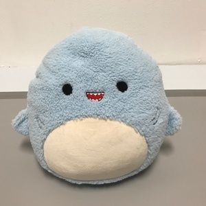 Squishmallow Davie Blue Shark